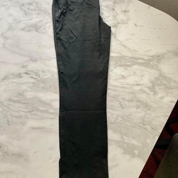 Everlane The Stretch Ponte Skinny Pant in Black - Picture 3 of 6